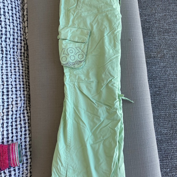 Burton 686 snowboard pants - Picture 2 of 4